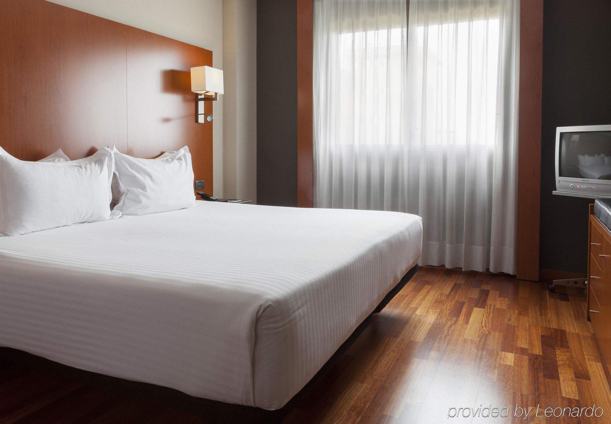 Ac Hotel Sevilla Forum By Marriott Ngoại thất bức ảnh